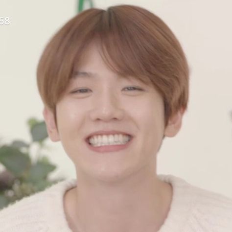 Baekhyun Cute, Baekhyun Smile, Exo Jokes, Exo Kaisoo, Smile Cute, Exo Korean, Cute Icon, Hip Hop And R&b, Exo Memes