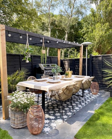 Moderne Have, October 1st, Have Inspiration, Back Porch Ideas, Backyard Inspo, Outdoor Decor Backyard, Pergola Patio, Backyard Makeover, Backyard Patio Designs