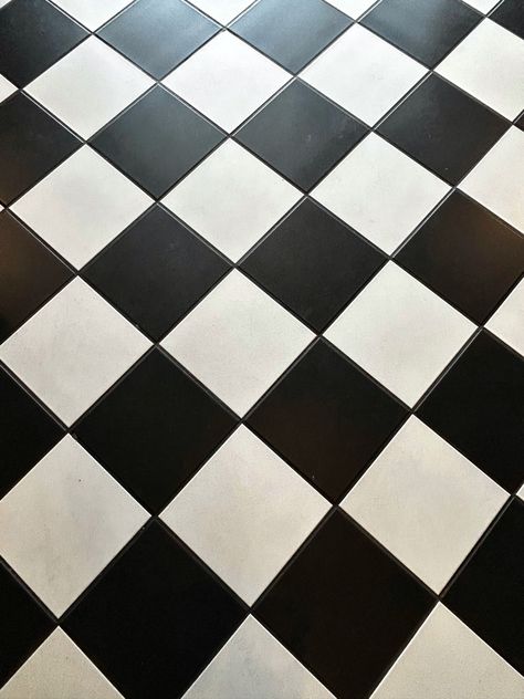 Checkboard Floor, Black And White Checkered Tile, Diner Layout, Deltarune Aesthetic, Master Bath Addition, Dog Grooming Salon Decor, Checkered Flooring, Checkered Tile, Speakeasy Decor