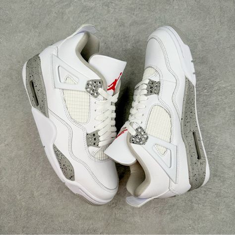 Nike Jordan Aj4 Air Retro White Oreo Size 10 Condition:Brand New With Box Open To Fair Offers. Jordans 4, Shoes Nike Jordan, Dr Wardrobe, Jordan Shoes Retro, All Nike Shoes, Cute Nike Shoes, Cute Nikes, Swag Shoes, Dream Shoes