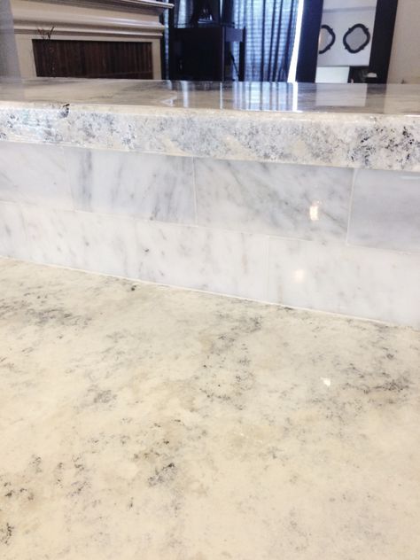 Update: DIY Was it worth it? Faux Granite – Everything's Better With Sparkles. Faux Granite Countertops, Granite Bathroom Countertops, White Granite Countertops, Replacing Kitchen Countertops, Faux Granite, Marble Subway Tiles, Rustic Country Kitchens, Painting Countertops, Kitchen Countertop Materials