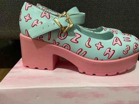 Melanie Martinez Alphabet Mary Janes Exclusive shoes. Melanie Martinez Mary Janes, Melanie Martinez Shoes, Melanie Martinez Alphabet, Melanie Martinez Merch, 2024 Clothes, Creepy Cute Fashion, Trilogy Tour, Big Shoes, Kawaii Shoes