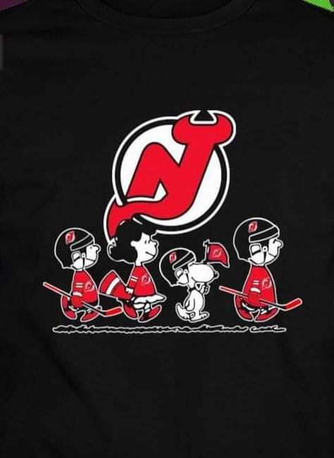 Snoopy Hockey Wallpaper, New Jersey Devils Poster, New Jersey Devils Aesthetic, New Jersey Devils Wallpaper, Snoopy Hockey, Nj Devils, Nhl Wallpaper, Devil Aesthetic, Hockey Boys