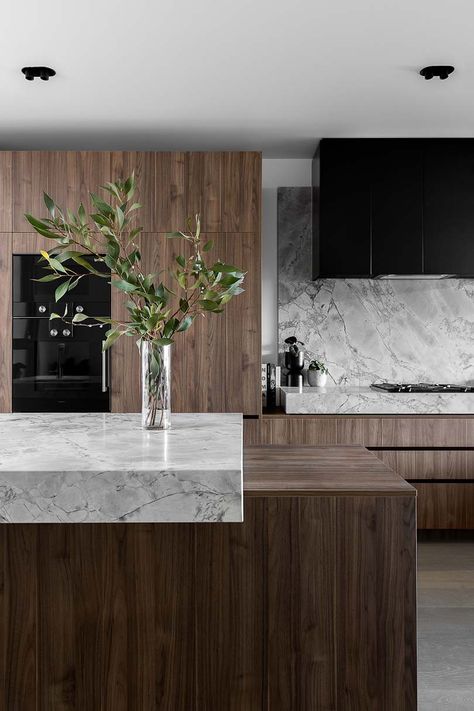 Luxurious Kitchens, Kitchen Appliances Luxury, Sleek Kitchen, Elegant Kitchens, Style Deco, Luxury Kitchen, Kitchen Space, Interior Design Kitchen, 인테리어 디자인