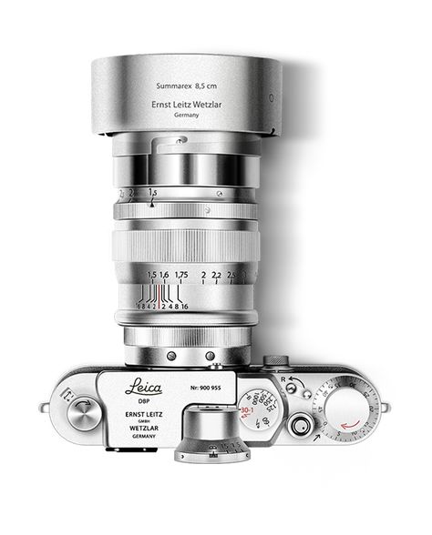 Leica M9 Titanium Illustration on Behance Fotocamere Vintage, Leica Photography, Camera Wallpaper, Gopro Photography, Old Cameras, Classic Camera, Leica M, Rangefinder Camera, Leica Camera