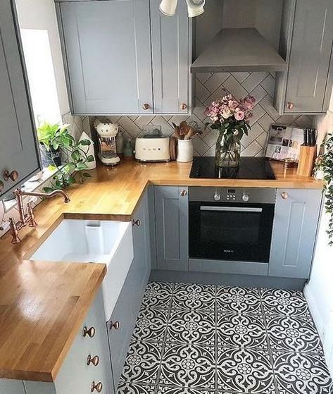 Smart Kitchen In Small Budget || Home Decor Ideas Small Kitchen Remodel Cost, Kitchen Remodel Cost, Kabinet Dapur, Kitchen Remodel Design, Small Remodel, Casa Vintage, New Kitchen Cabinets, Grey Cabinets, Tiny Kitchen