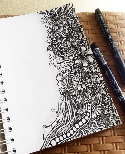 Intricate Drawings by Widya Rahayu Sharpie Art, Zentangle Kunst, Black And White Drawings, Zentangle Artwork, Siluete Umane, Doodle Art Journals, Doodle Art Drawing, Mandala Art Lesson, Tangle Art