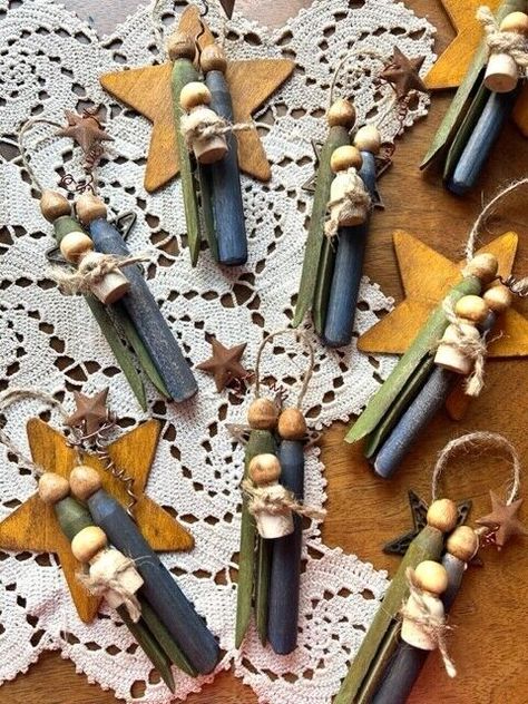 Primitive Christmas Nativity Family Ornament Handmade Jesus Mary Joseph | eBay Primitive Nativity, Clothespin Crafts Christmas, Funny Christmas Tree, Jesus Mary And Joseph, Handmade Christmas Crafts, Nativity Ornaments, Nativity Crafts, Family Ornament, Primitive Christmas