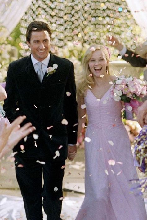 Luke Wilson and Reese Witherspoon as Emmett & Elle in Legally Blonde (2001) ; Legally Blonde 2: Red, White and Blonde (2003) Elle Woods Wedding, Emmett Legally Blonde, Woods Wedding Dress, Legally Blonde Movie, Legally Blonde 2, Movie Wedding Dresses, Blonde Movie, Legally Blonde Musical, Tv Weddings