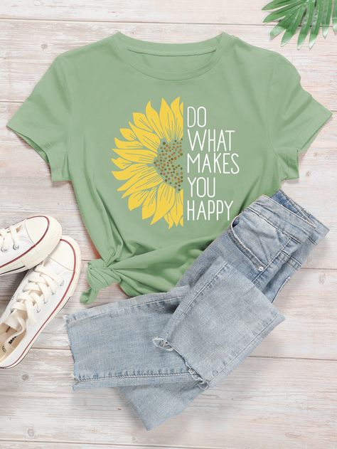 Printed Tee Women, T-shirt Print Design, Fabric Painting On Clothes, Summer Outfits For Teens, T Shirt Painting, Fashion Top Outfits, Estilo Boho Chic, Floral Embroidered Top, Shirt Print Design