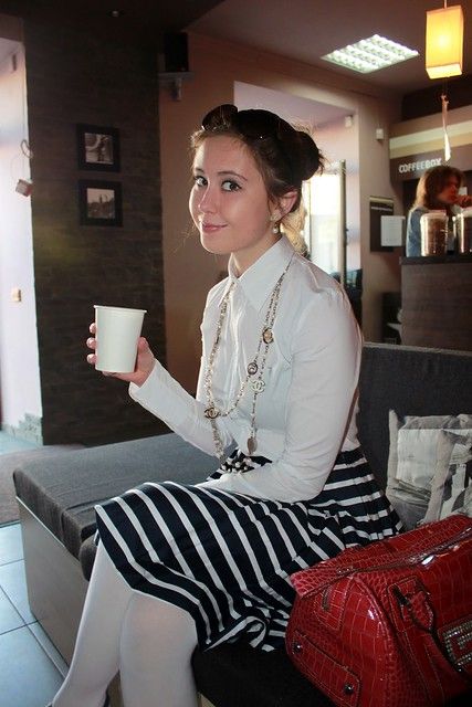 Coffee Break | Blogger Anna Timoshenko from Belarus. | Martin Goodwin | Flickr Burgundy Tights Outfit, White Tights Outfit, White Blouse Dress, Tights Outfits, Wool Tights, White Tights, Colored Tights, White Shirts Women, Seductive Clothes