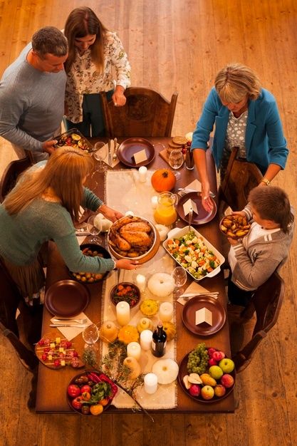 Rolls Texas Roadhouse, Setting Dinner Table, How To Hang Garland On Mantel, Roadhouse Butter Recipe, Texas Roadhouse Butter Recipe, Happy Thanksgiving Aesthetic, Napkins Folding Ideas, Copycat Texas Roadhouse Rolls, Roadhouse Butter