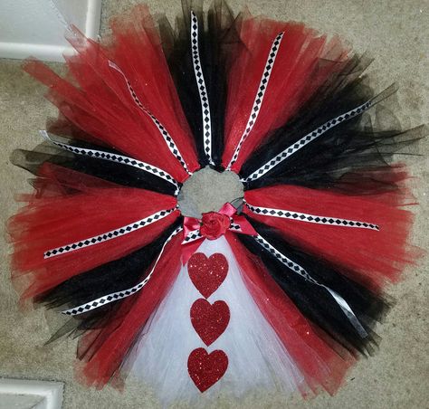 The Queen Of Hearts Costume Diy, Diy Queen Of Hearts Skirt, Plus Size Queen Of Hearts Costume Diy, Queen Of Hearts Halloween Costume Diy, Red Queen Costume Diy, Queen Of Hearts Costume Diy Women, Queen Of Hearts Diy Costume, Diy Queen Of Hearts Costume, Diy Queen Of Hearts