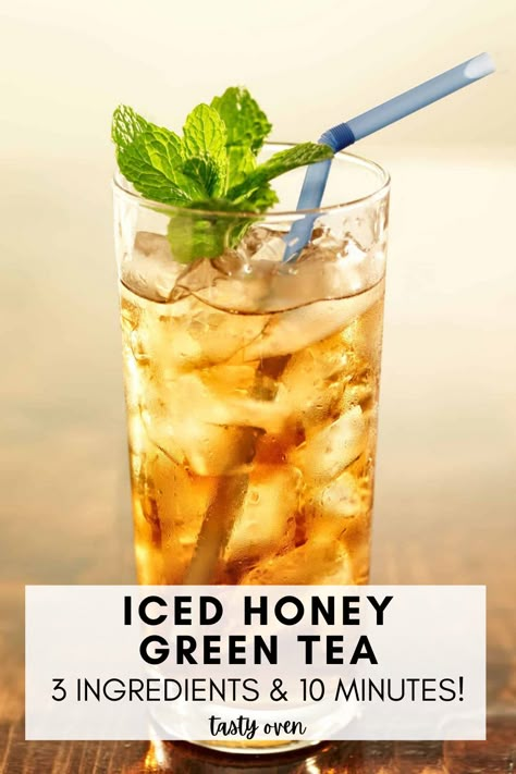 iced tea glass with mint Sweet Green Tea Recipe, Green Tea With Honey, Iced Green Tea Recipe, Homemade Green Tea, Cold Green Tea, Sweet Green Tea, Iced Tea Recipes Homemade, Tea With Honey, Honey Uses