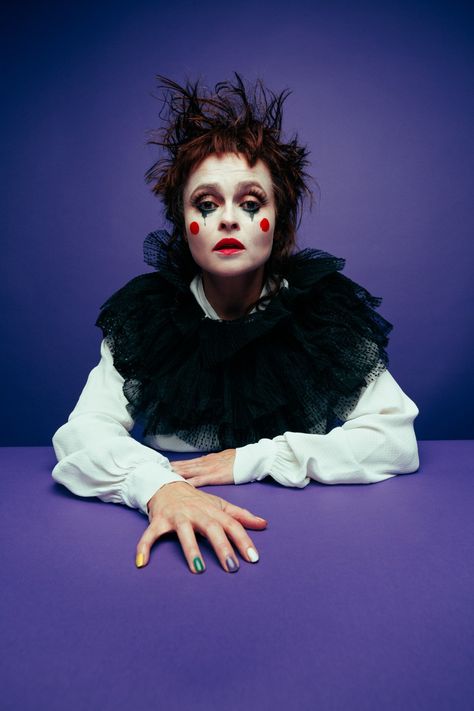 Helena Bonham Carter dressed as a clown for Channel 4 🤡 Carl Palmer, Christmas Animation, Marla Singer, Clown Party, Top Man, Quentin Blake, Helena Bonham, Vintage Clown, Bonham Carter