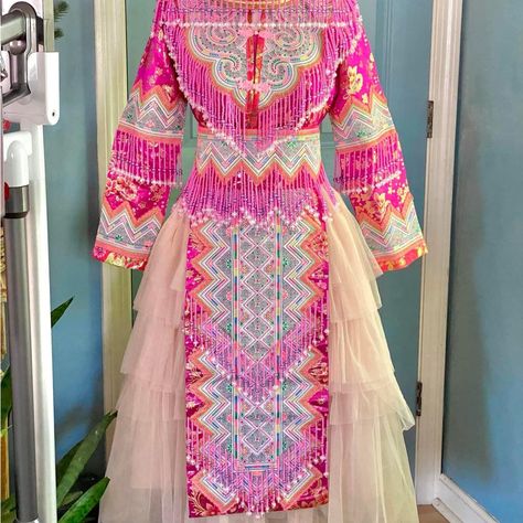 Hmong Dress, Hmong Wedding, Hmong Fashion, Hmong Clothes, American Wedding, No Closure, Traditional Clothes, Waist Belt, Traditional Outfits