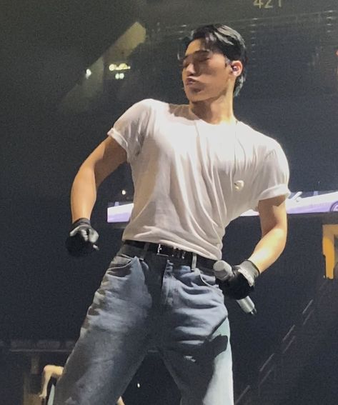 San Muscles, Choi San Muscles, Choi San Abs Ateez, San Ateez Muscles, San Shirtless Ateez, Ateez San Armpits, San Tank Top Ateez, Kpop Fashion Men, Nijirô Murakami