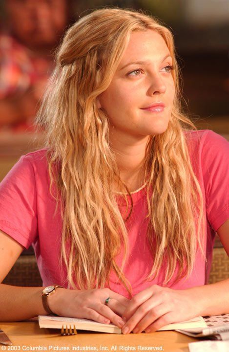 Still of Drew Barrymore in 50 First Dates...I think she was just gorgeous in this movie Dolores Costello, 1990 Style, 50 First Dates, 90s Grunge Hair, Ziggy Marley, Jenifer Aniston, Actrices Hollywood, Drew Barrymore, First Dates