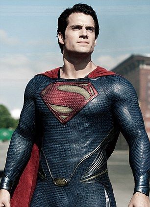 Box office smash: Henry's new Superman movie Man Of Steel has been a huge hit with fans over it's opening weekend Super Man Aesthetic, Superman Aesthetic, Christopher Reeves, Henry Cavill Superman, Henry Superman, Superman Suit, Superman Pictures, Superman Henry Cavill, Superman Artwork