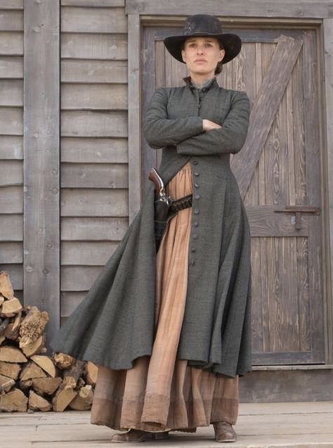 Wild West Women Fashion, Old Wild West Outfit Women, Old Western Dresses, Frontier Women Clothing, 1880s Fashion Western, Wild West Era Fashion, Old West Outfits Women, Old Western Fashion, Cowboy Fashion Womens