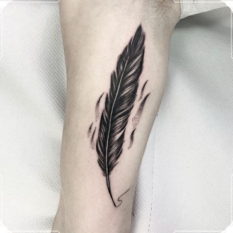 T ⌑ T on Instagram: “🖌✒PLUMA✒🖌 • Por la escritura y el arte • Para consultas sobre citas o sobre tu idea para el siguiente tattoo abre DM en 🌸 @tunertattoo 🌸 Se…” Geometric Line Tattoo, Design Tattoos, Cute Tats, Feather Tattoo, Line Tattoos, Armband Tattoo, Tattoo Ideas Design, Angel Tattoo Men, World Of Color