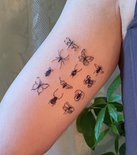 Tiny Small Tattoos, Tattoo Ideas Cottagecore, Bug Stick And Poke, Stick Bug Tattoo, Matching Bug Tattoos, Pill Bug Tattoo, Tiny Bug Tattoo, Cute Bug Tattoo, Little Bug Tattoo