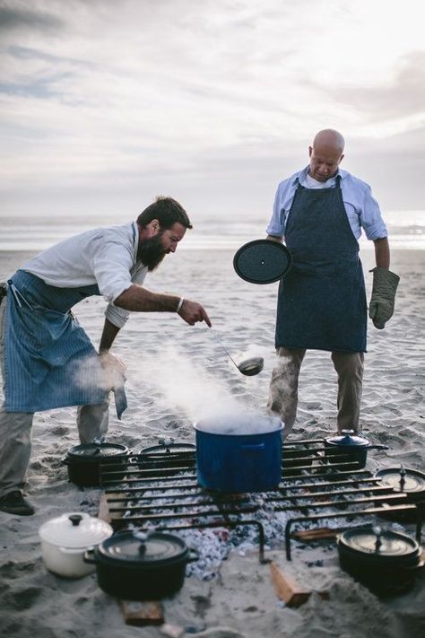 Portuguese Seafood, Focus Foods, Cooking Over Fire, Open Fire Cooking, Seasonal Salad, Man Cooking, Seafood Stew, Rockaway Beach, Soup Diet