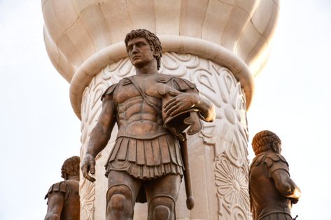 These 5 Ancient Rulers Changed the World. But Their Bodies Haven't Been Found | Discover Magazine Paulo Coelho, Jax Teller, Robert Sepehr, Battle Of Gaugamela, Alexander The Great Statue, Alexander The Great Quotes, Alexander Of Macedon, Rome Antique, Harper Lee