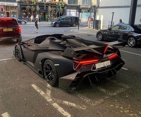 Lamborghini Veneno Roadster, Veneno Roadster, Monster Car, Lamborghini Veneno, Lamborghini Cars, Lamborghini Huracan, Bmw M4, Subaru Outback, Dream Lifestyle