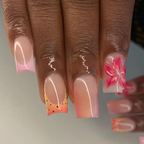 So tropical😍 Ib : @dje_ldn #nails #gelx #nailsofinstagram #nailtech #nailsnailsnails #nailart #nailaddict #naildesigns #nailporn #nailjunkie #nailartist #nailinspo #nailideas #frenchies #vacation #tropical #vancouver #trend #tropical #3dart Short Set Nails, Tropical Nails Acrylic, Moms Nails, Set Nails, 3d Nail Designs, Tropical Nails, Spring Acrylic Nails, Vacation Tropical, Island Vibes