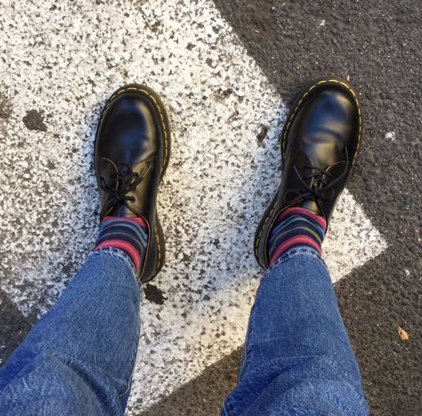 Martens Style, Dr Martens Outfit, Doc Martens Outfit, Sock Outfits, Doc Marten Oxford, Looks Black, Shoe Inspo, Aesthetic Shoes, Looks Street Style