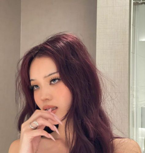 Isabella Valencia, Dark Cherry Hair, Cherry Red Hair Color, Black Cherry Hair Color, Black Cherry Hair, King Of Pride, Cherry Hair Colors, Wine Hair Color, Red Hair Color Ideas