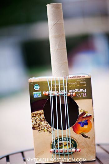 How to Make a Simple Cereal Box Guitar for Kids Diy Inventions For Kids Projects, Cardboard Inventions, Kids Inventions Projects For School, Inventions For Kids Projects, Recycled Art Projects For Kids, Oshc Activities, Webinar Ideas, Recycled Crafts Kids Projects, Recycling Projects For Kids