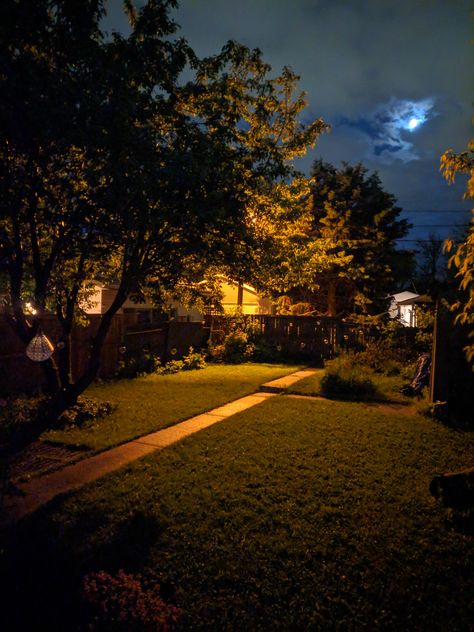 My backyard at night Check out desigedecors.com to get more inspiration #interiordesign #cozyplace #rustic #homedecoration House At Night Aesthetic Outside, Backyard At Night Aesthetic, Backyard At Night, Backyard Night, Night Scenery, Backyard Inspo, All I Ever Wanted, Night Aesthetic, Backyard Design