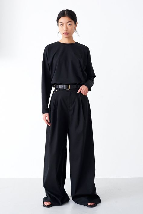 Sustainable Trousers & Skirts | Luxury Women's Fashion | Mother of Pearl Black Neutral Outfit, Black Work Wear, Long Black Pants Outfit, Flowy Trousers Outfit, Dress Trousers Outfit, Classic Pants Outfit, Wide Leg Trousers Outfit Winter, Masculine Style For Women, Wide Belt Outfit