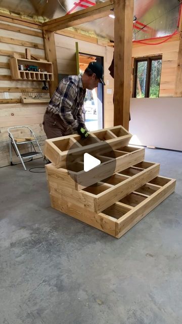 How To Make Steps For A Porch, Diy Porch Steps How To Build, Build Steps Diy, Simple Outdoor Stairs, Diy Box Steps, How To Build Outdoor Steps, Log Stairs Staircases, Building Stairs Outdoor, Inside Steps Ideas