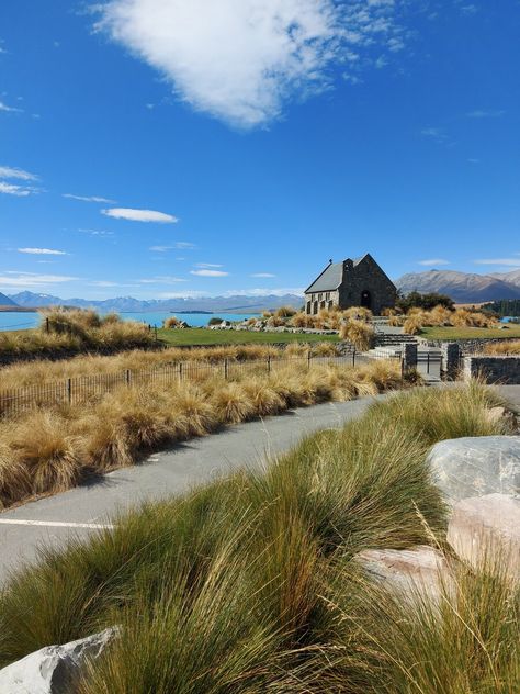 6 great walks around Lake Tekapo, New Zealand. Lake Tekapo New Zealand, Tekapo New Zealand, New Zealand South Island, South Island, Day Hike, Winter Aesthetic, Oh The Places Youll Go, The South, New Zealand