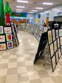 Art Show Entrance Ideas, School Art Exhibition Ideas, School Art Exhibition, Student Art Exhibition, Painting For School Exhibition, Art Exhibition Ideas School, Student Art Gallery, Art Show Ideas, Can Gogh Exhibit