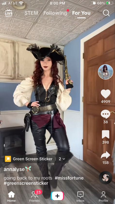 Pirate Costume Modest, Women’s Pirate Outfit, Female Pirate Captain Outfit, Pirate Wench Outfit, Female Jack Sparrow Costume, Pirate Outfit Female Aesthetic, Renfaire Outfit Pirate, Pirate X Siren, Pirate Inspired Outfits Women