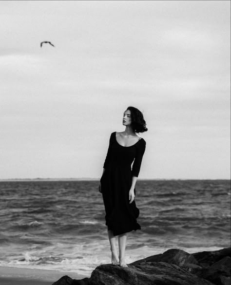 Stormy Beach Photoshoot, Gloomy Beach Photoshoot, Dark Beach Photoshoot, Moody Beach Photoshoot, Minimalistic Photography, Dark Beach, Lake Photoshoot, Black And White Beach, Photography Black And White