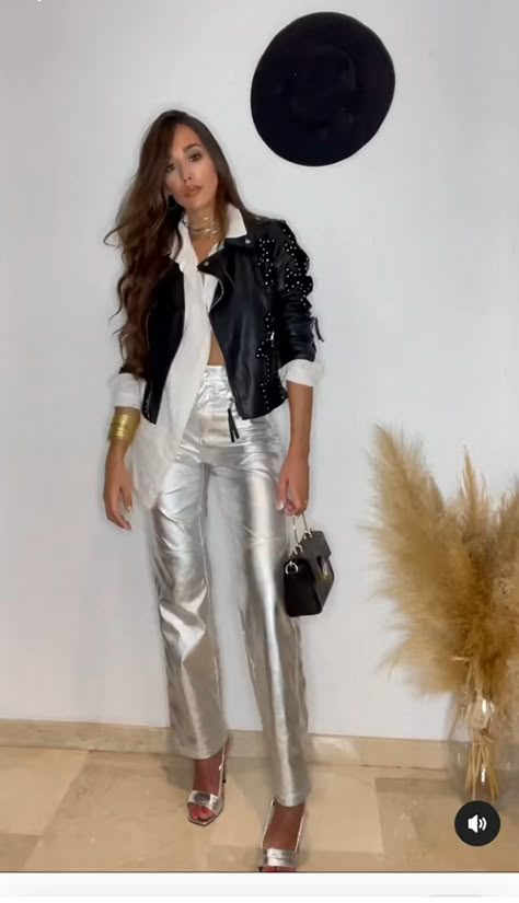 Metalic Pants Silver Outfit, Silver Winter Outfit, Silver Metallic Pants Outfit, Silver Pants Outfit Night, Metallic Jacket Outfit, Silver Trousers Outfits, Metallic Jeans Outfit, Silver Jacket Outfit, Silver Jeans Outfit