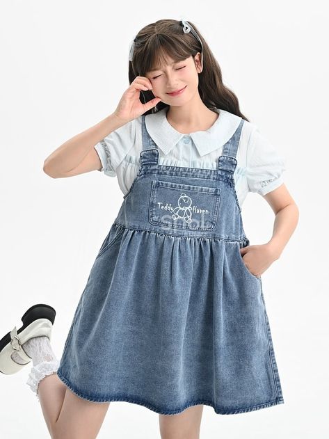 Step into playful charm with these adorable teddy print blue denim overalls. Crafted from high-quality, durable denim, these overalls feature an enchanting teddy print that adds a whimsical touch to your everyday look. The shoulder straps ensure a comfortable fit, while the pockets provide practicality and style. Perfect for a casual day out or a cute photoshoot, these overalls effortlessly blend comfort and cuteness. Pair them with a simple tee or a blouse for an irresistible kawaii ensemble. G Overall Style Outfits, Sewing Overalls, Pastel Overalls, Kawaii Clothes Outfits, Kawaii Overalls, Cute Overall Dress, Labubu Clothes, Cute Overall Outfits, Kawaii Kidcore