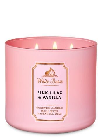 Hotel Accessories, Perfume Room, Candle Girl, Candle Obsession, Vanilla Scented Candles, Bath Body Works Candles, Cute Candles, Bath Candles, Pink Lilac