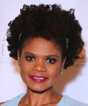 Kimberly Elise Kimberly Elise, Finger Curls, Cicely Tyson, Best Acne Products, 50 & Fabulous, Total Beauty, Star Struck, Maintaining Healthy Hair, Hairstyle Inspiration