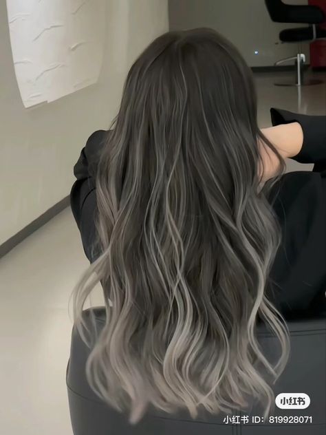 Dyed Hair Inspiration Long Hair, Ulzzang Colored Hair, Dyed Hair Highlights Blondes, Chinese Hair Color Ideas, Korean Hair Color Cool Tone, Brown Hair With White Ends, Korean Hair Balayage, Korean Ombre Hair, Silver Tips Hair