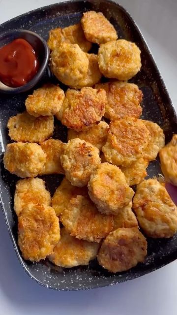 Low Carb Chicken Nuggets, Hungry Happens, Free Keto Recipes, Keto Recipe, Keto Meals, Low Carb Chicken, Protein Snacks, Chicken Nuggets, Croquettes