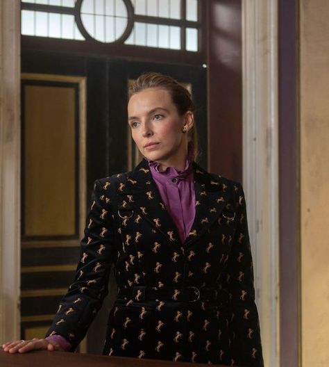 The 9 Best Killing Eve Outfits Worn By Villanelle | Who What Wear Sheer Sleeve Dress, Arizona Robbins, Burberry Dress, Sandra Oh, Killing Eve, Jodie Comer, Eve Outfit, Fashion Tv, The Villain