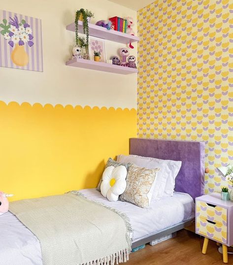 Transformation Tuesday! Isn’t this the coolest teenage room transformation?! I absolutely love Hilary’s choice of colours and Marta’s Tulips wallpaper looks perfect in this room! Swipe to see the before ☺️ credit: @hilaryscolourfulhome Yellow And Lilac Bedroom, Yellow And Purple Bedroom Ideas, Purple Yellow Room, Yellow And Purple Room, Purple Grey Bedroom, Purple And Yellow Bedroom, Yellow Kids Bedroom, Renovated Bedroom, Purple Kids Room