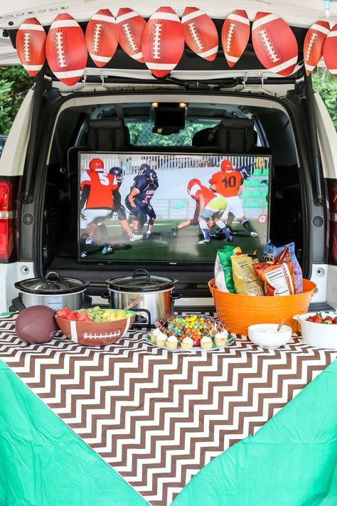 Tailgate Truck Ideas, Nfl Tailgate Ideas, How To Tailgate Like A Pro, Sorority Tailgate Decorations, Tailgate Birthday Party Ideas, Football Trunk Or Treat, Football Tailgate Ideas, Tailgate Birthday Party, Auburn Tailgate