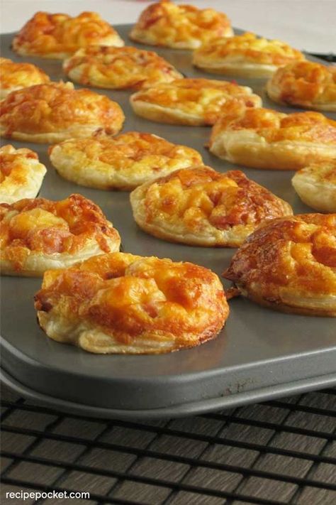 Pastry Appetizers Easy, Puff Pastry Appetizers Easy, Puff Pastry Recipes Appetizers, Puff Pastry Recipes Savory, Easy Snack Ideas, Savory Puff Pastry, Pastries Recipes Dessert, Puff Pastry Appetizers, Pastry Appetizer